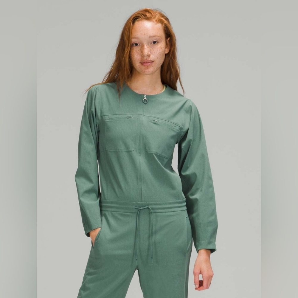 💛 Lululemon Ventlight Zippered‎ JumpsuitTidewater Teal. Size 4